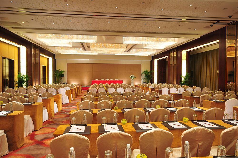 The Eton Hotel Shanghái Negocio foto