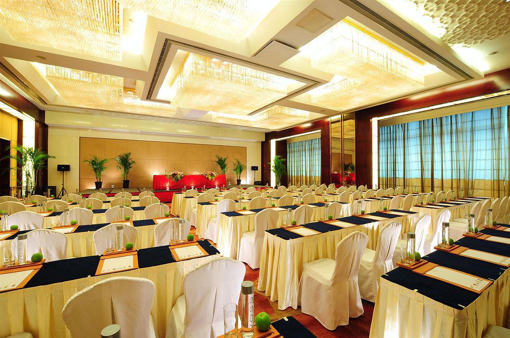 The Eton Hotel Shanghái Negocio foto